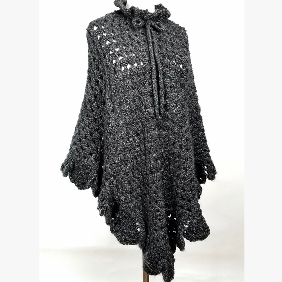 Sweaters - Host Pick! Handmade Gray Ruffle Knit Poncho